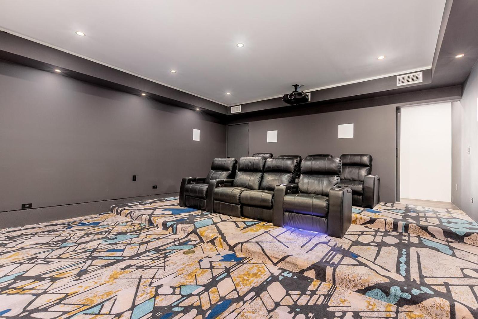 Luxury Micro-Resort, Theater, Sauna, Heated Pool Фінікс Екстер'єр фото
